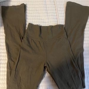 Brandy Melville brown flare